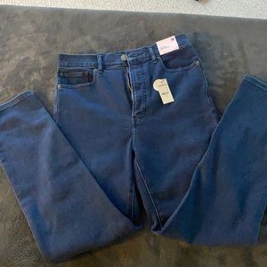 Size 8R Express Slim Ankle Super High Rise Jeans. Never worn